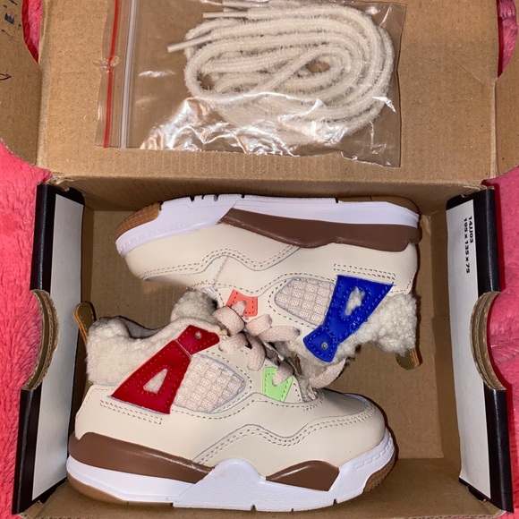 Jordan 4 Retro - Picture 5 of 7